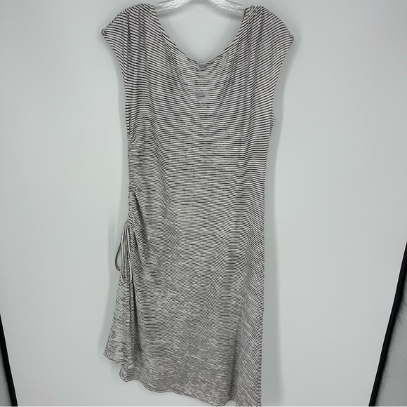 NWT Max Studio White Black Stripes Classic Asymmetrical Dress Short Sleeve Large - Picture 9 of 10